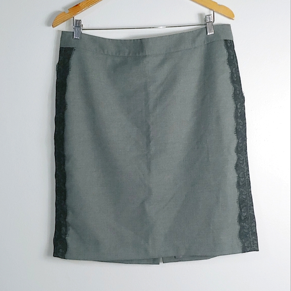 12 LOFT Gray Black Lace Trim Pencil Career Skirt